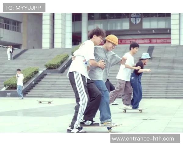 北京极限运动队在世界滑板锦标赛中的逆袭之路与辉煌成就揭秘 北京极限运动队在世界滑板锦标赛中的逆袭之路与辉煌成就揭秘